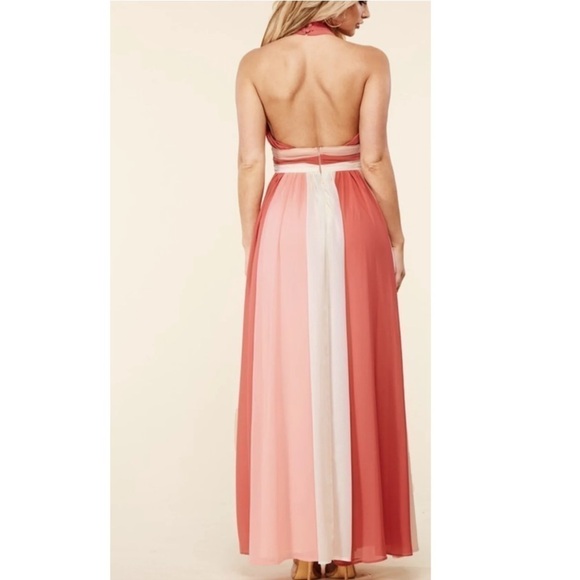 Coral color block halter maxi dress L’atiste by Amy - Picture 3 of 11